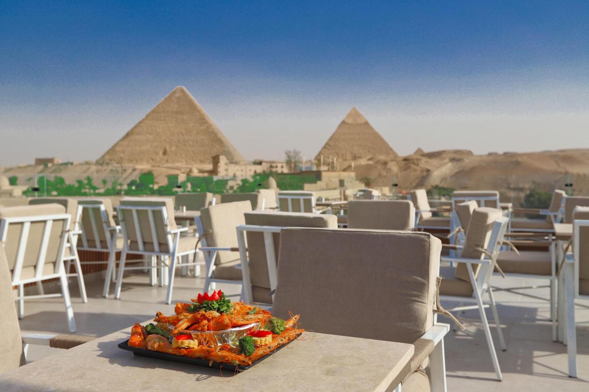 Gaia Pyramids Hotel Kafrat al Jabal Exterior photo