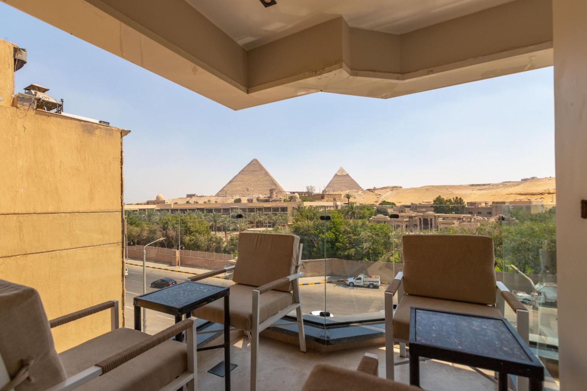 Gaia Pyramids Hotel Kafrat al Jabal Exterior photo