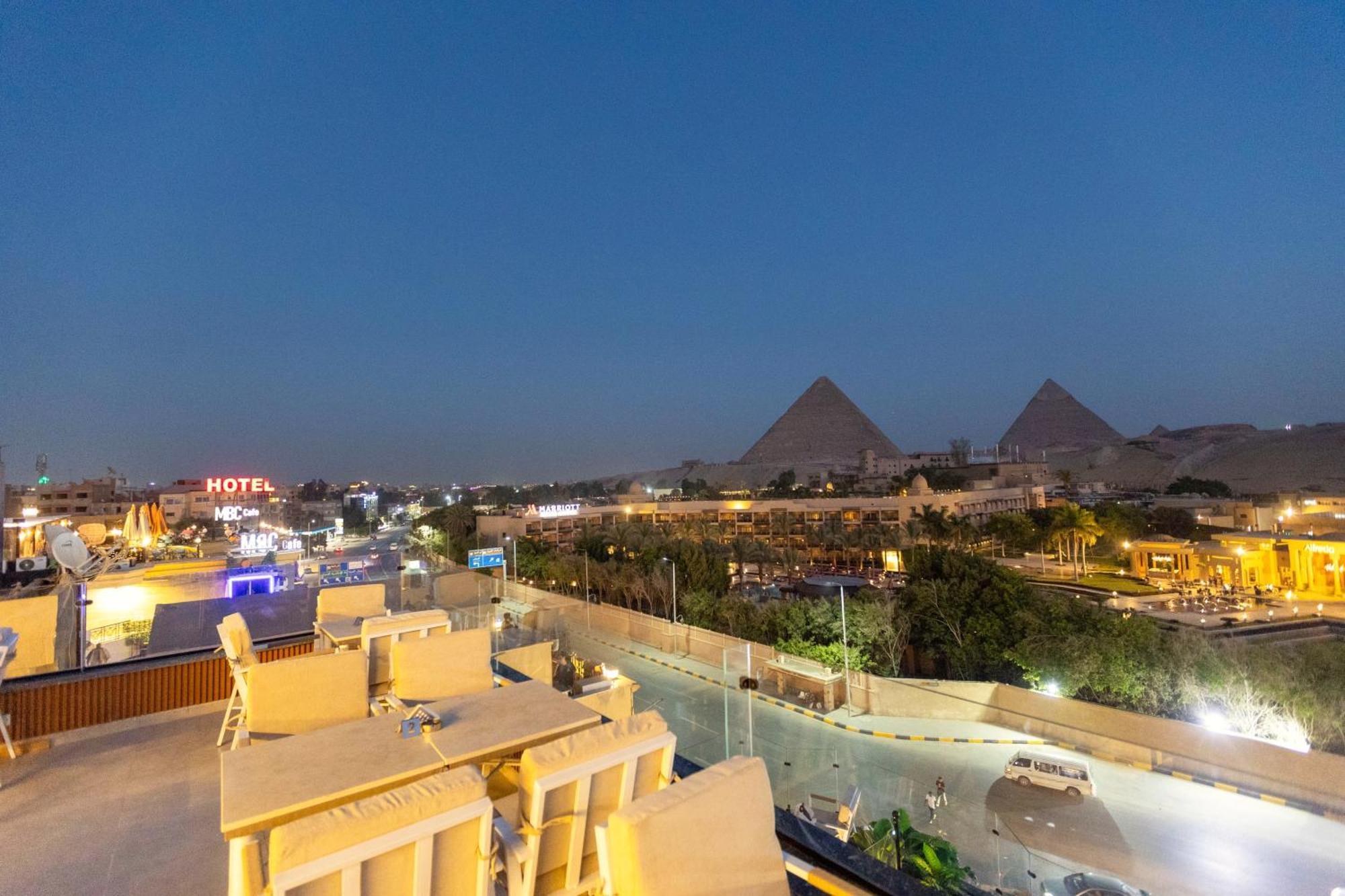 Gaia Pyramids Hotel Kafrat al Jabal Exterior photo